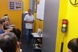 Academia de Conducci&oacute;n Rivadavia