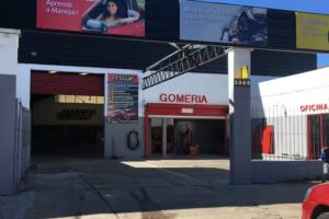 Academia de Conductores Circular Circular Servicio Alineaci&oacute;n Y Balance Servicio De Gomeria