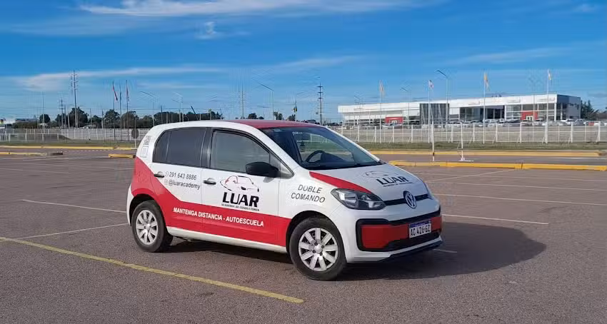 Academia de manejo LUAR