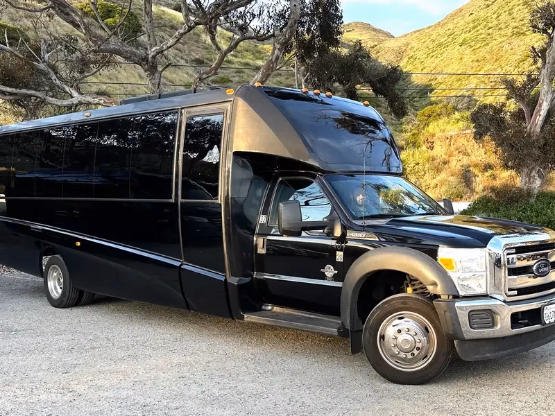 &iquest;Cu&aacute;nto puede costar alquilar un microb&uacute;s con conductor?