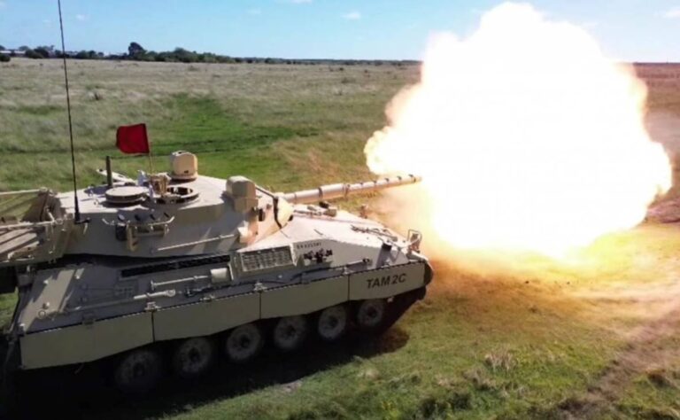 Gu&iacute;a Completa para Conducir un Tanque de Guerra