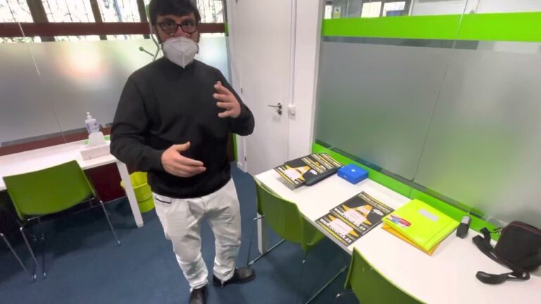 Gu&iacute;a Definitiva para Elegir Autoescuela en Espa&ntilde;a