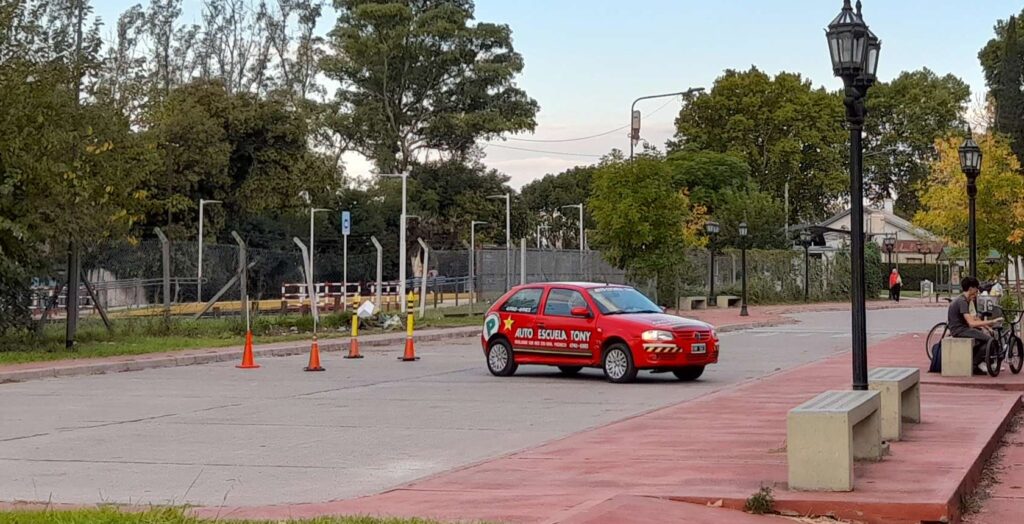 Aprender a Manejar en General Pacheco: Guía 2024