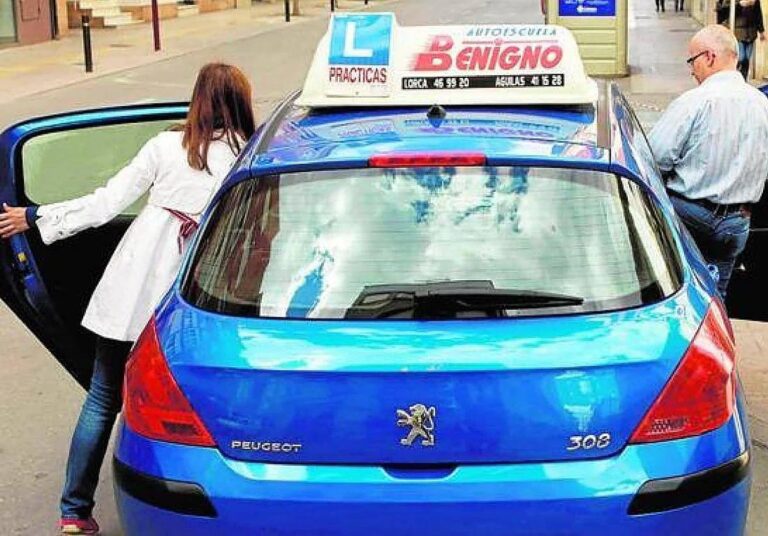 Cursos de Conducir para Desempleados: Tu Futuro