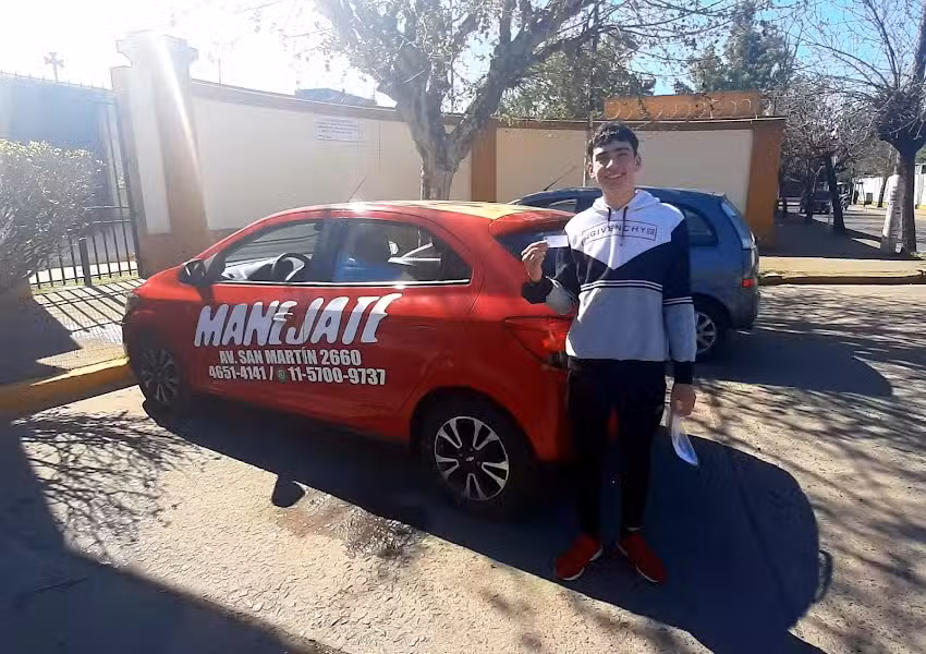 AUTOESCUELA Manejate