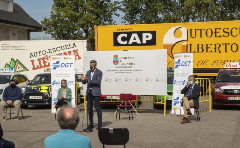 La Ruta Segura: Tu Carnet de Conducir en Cantabria