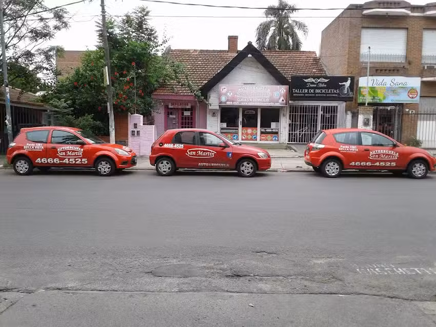 Autoescuela San Mart&iacute;n Bella Vista