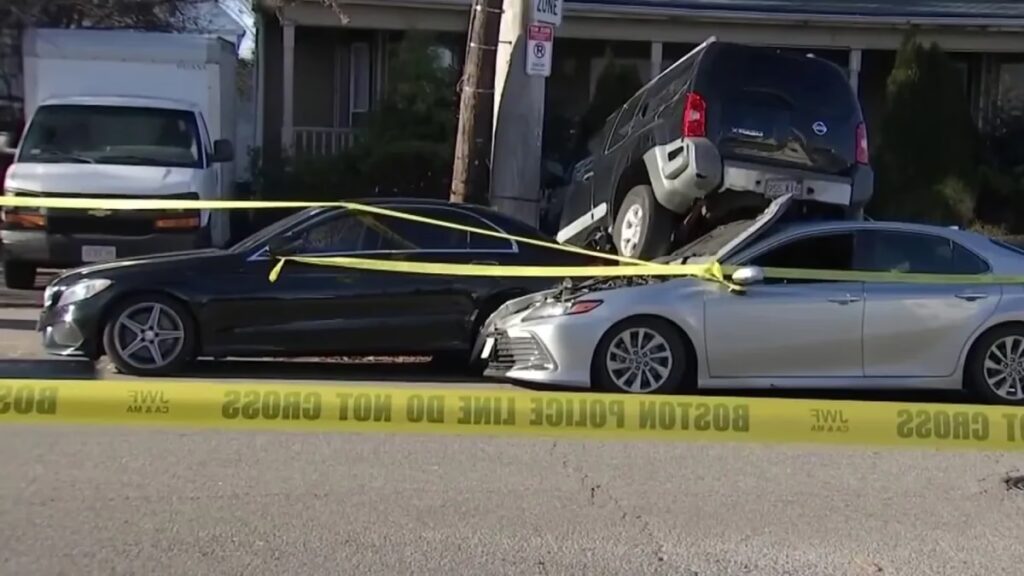 Choque en Cadena: ¿Quién Paga los Daños?