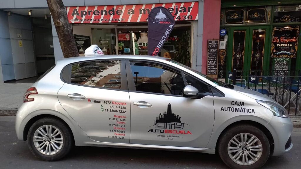 Curso de Manejo en California: ¿Es Obligatorio?