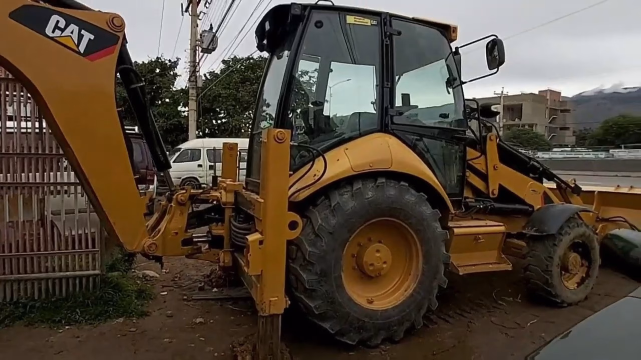 &iquest;Qu&eacute; se necesita para manejar una retroexcavadora?