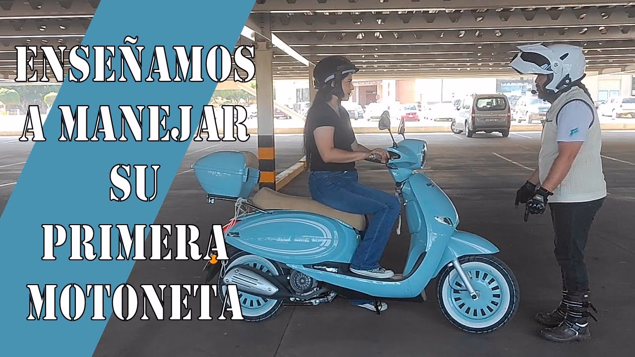 ¿Qué tan difícil es manejar una motoneta?