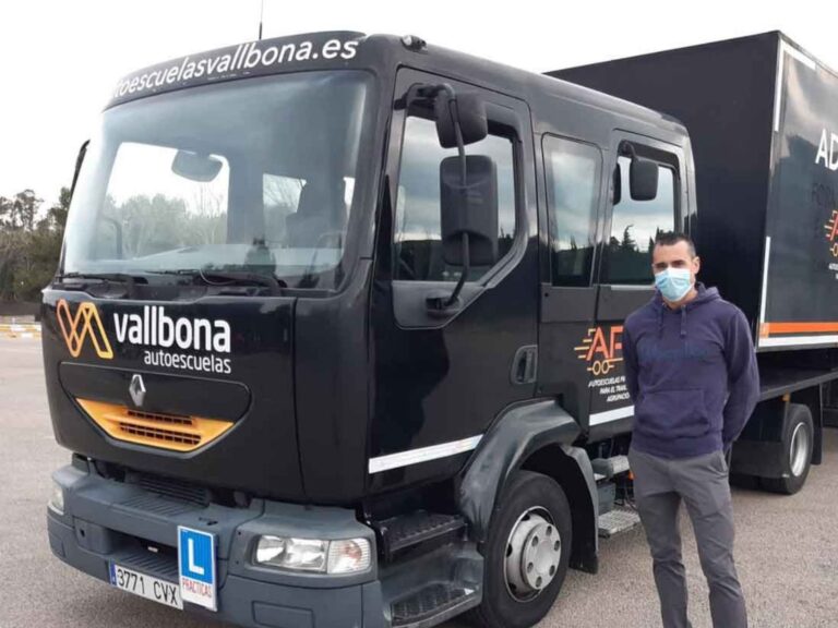 Gu&iacute;a de Precios y Obtenci&oacute;n del Carnet ADR 2024