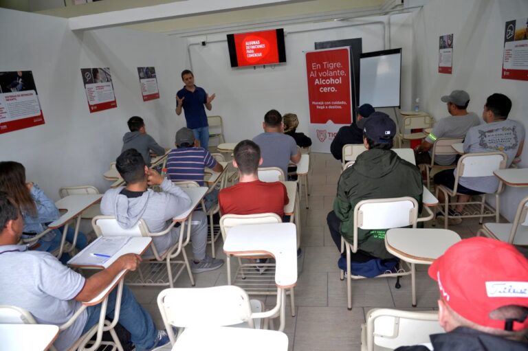 Curso de Seguridad Vial: Duraci&oacute;n y Contenido