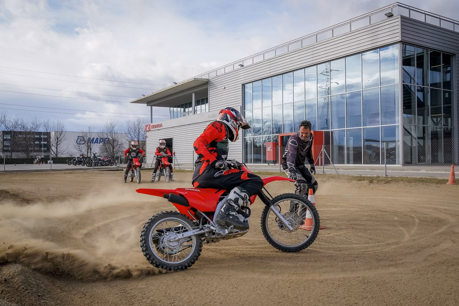 &iquest;Qu&eacute; es off road en moto?