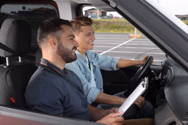 &iquest;Se puede hacer un curso de conducci&oacute;n online en Texas?