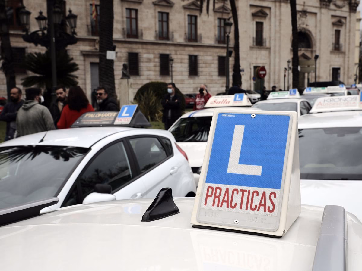 &iquest;Cu&aacute;nto dura un curso de autoescuela?