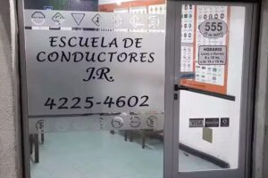 Escuela de Conductores J.R.