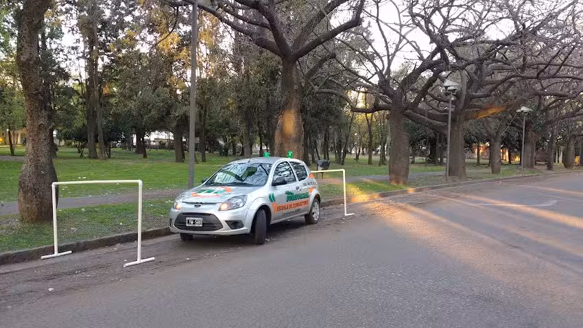 Escuela de Conductores Monza