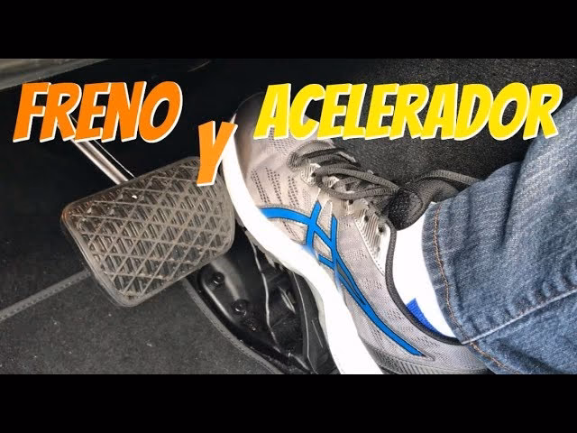 ¿Cómo se debe acelerar al conducir?