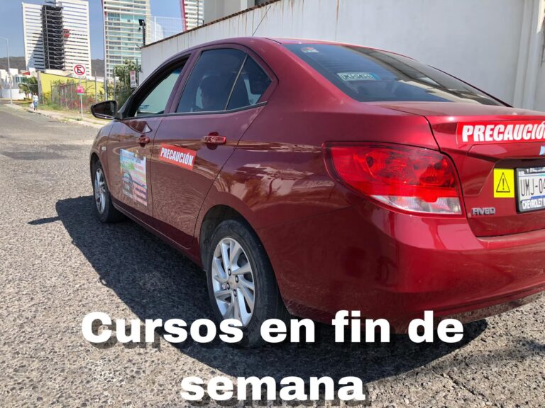 Cursos de Manejo en Quer&eacute;taro: Precios y Gu&iacute;a 2024