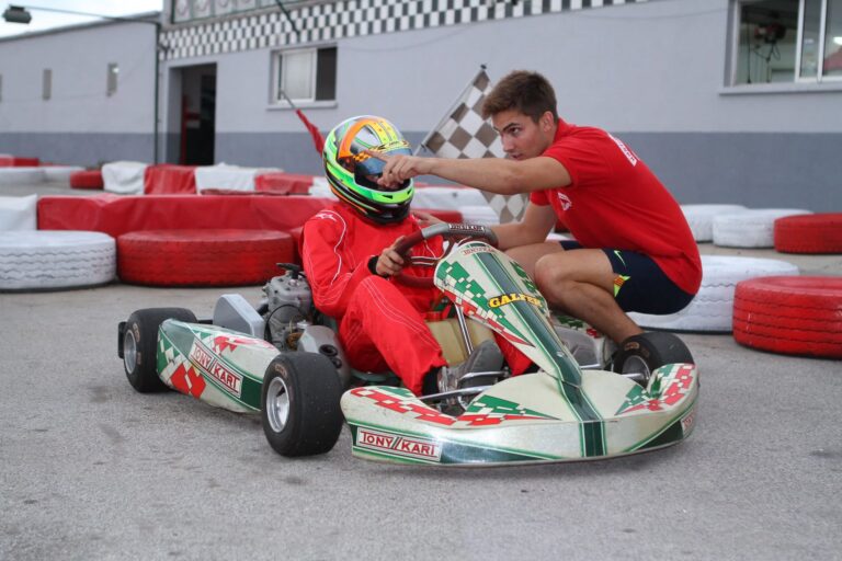 &iquest;Cu&aacute;nto Cuesta Iniciarse en el Mundo del Karting?