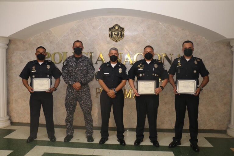 Duraci&oacute;n del Curso para ser Polic&iacute;a en Ecuador