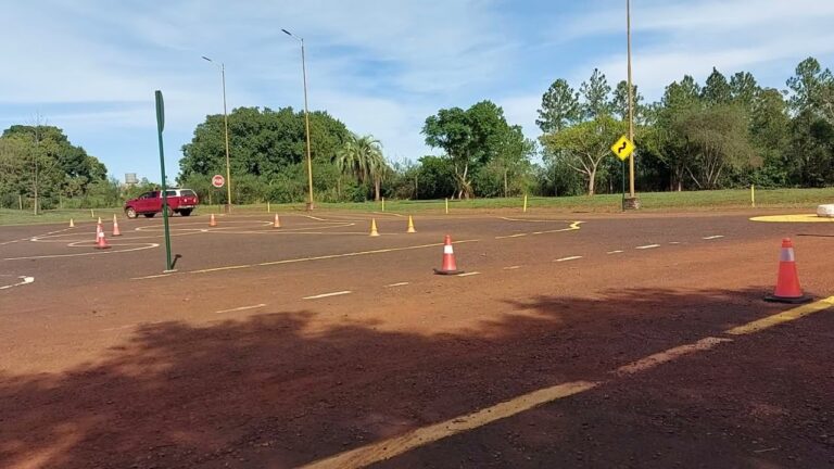 Claves para Aprobar tu Examen de Conducir R&aacute;pido