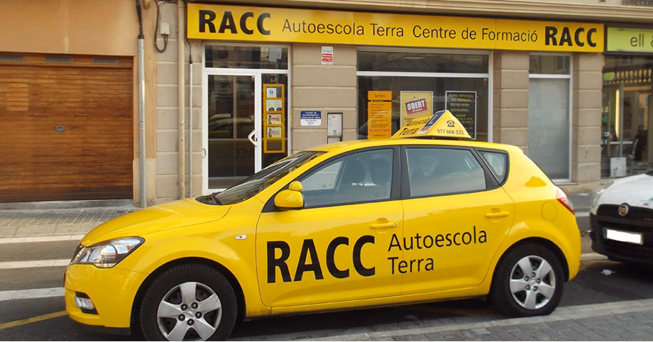 RACC: Más que una Autoescuela, un Legado en Movilidad
