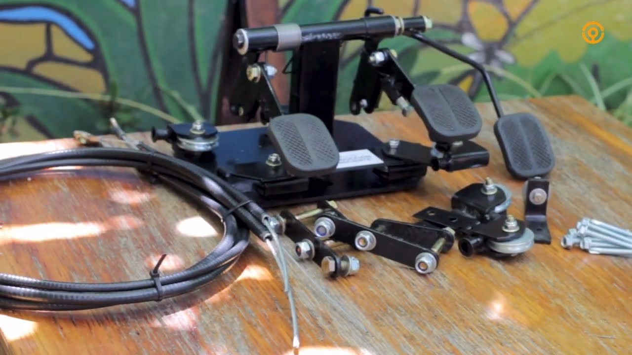 &iquest;Los coches de las autoescuelas tienen doble mando?